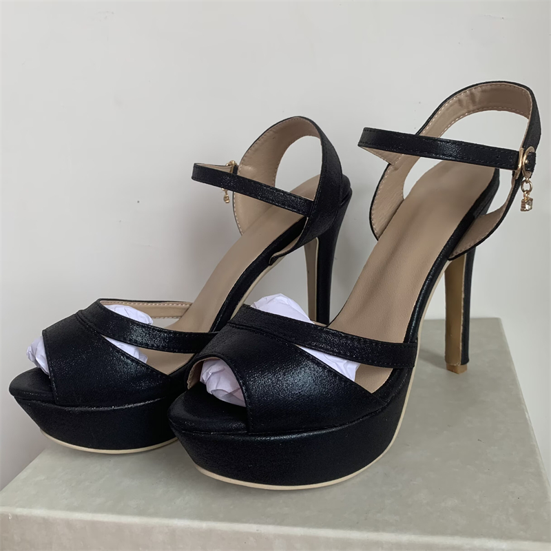 Sandali da donna alla moda Est - Gladiator Sandal Women recensione e prezzo