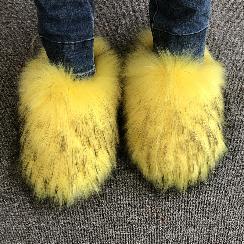 Nuove Ciabatte da Donna in Fin - Fluffy Fur Slipper recensione e prezzo