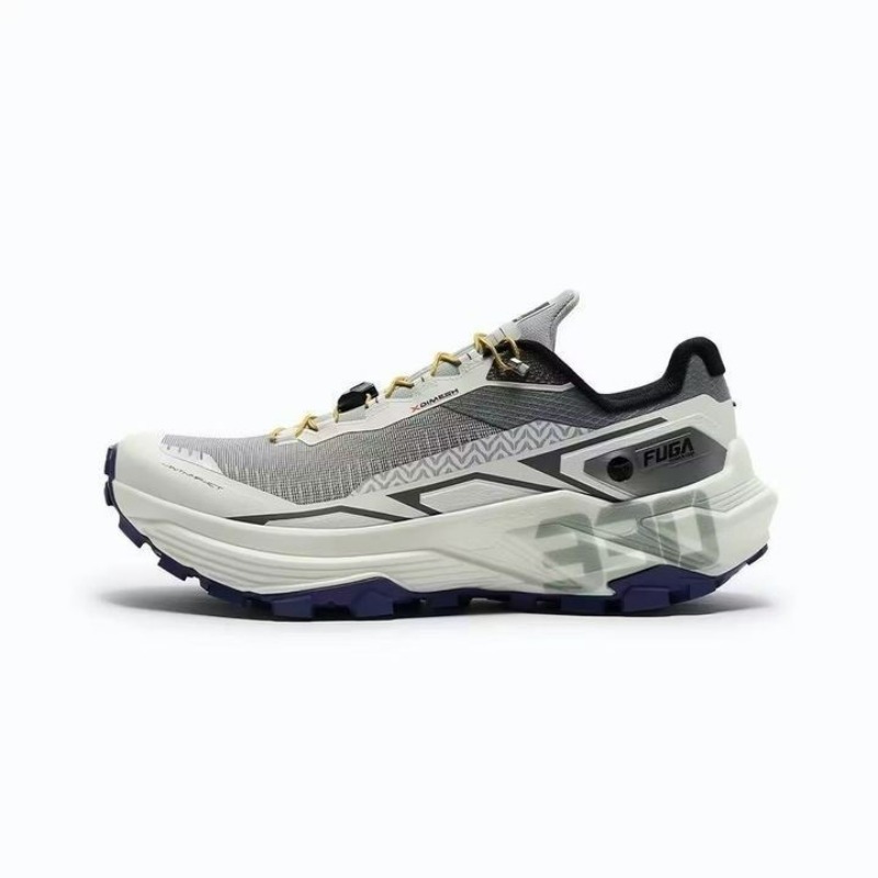 Scarpe sportive da esterno di  - Women'S Shoes Vs Men'S recensione e prezzo