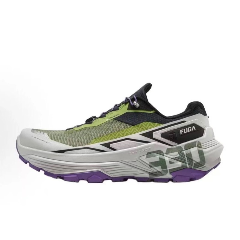 Scarpe sportive da esterno di  - Women'S Shoes Vs Men'S recensione e prezzo