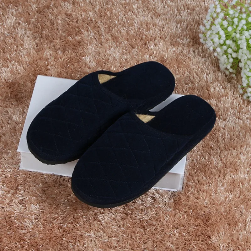 Pantofole in pelliccia sinteti - Fluffy Fur Slipper recensione e prezzo