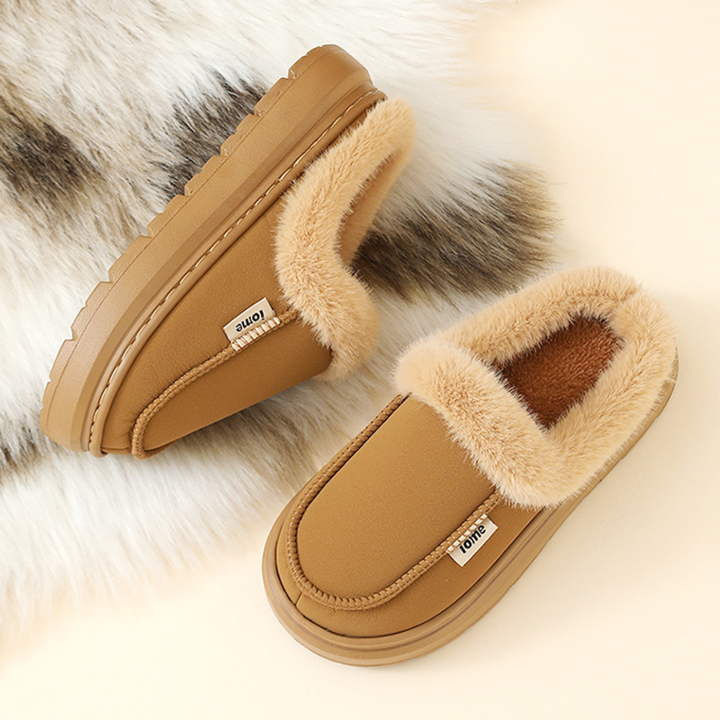 Ciabatte con suola spessa in P - Fluffy Fur Slipper recensione e prezzo